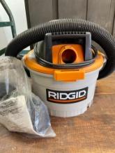 Rigid 2.5 HP Vacuum