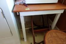 PINE TOP WORK TABLE MEASURES 30 INCH X 29