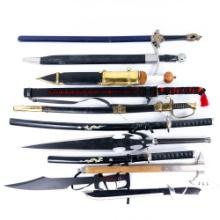 11 Fantasy and Display Edged Weapons