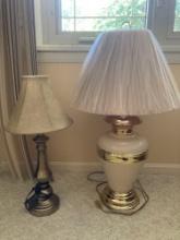 Two lamps in working condition