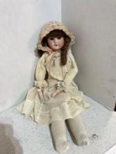 Antique Floradora doll. Armand Marseilles. 22?