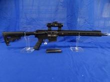 DIAMONDBACK FIREARMS .300 BLACKOUT UPPER S/N: DB2422872, SCOPE SIMMONS RED DOT