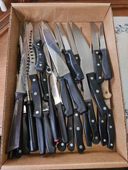 Assortment of Knives - Including Chicago Cutlery