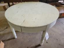 Round top Spindel leg table