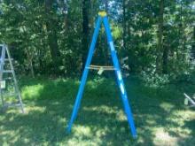 Warner 8ft fiberglass ladder