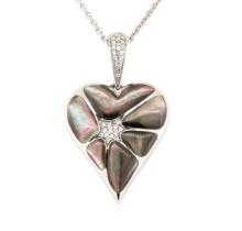 0.17 ctw Diamond and Mother of Pearl Pendant And Chain - 14KT White Gold