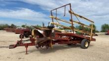 New Holland 1002 Stackliner Bale Wagon