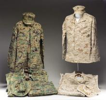 GROUPING OF USMC UNIFORMS, PHOTOGRAPHS AND