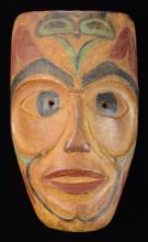 NORTHWEST STYLE NATIVE AMERICAN CARVED MASK.