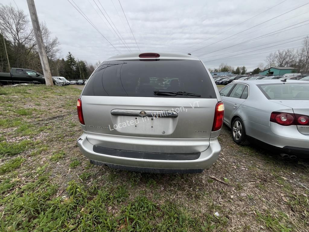 2006 Chrysler Town and Country Touring V6, 3.8L